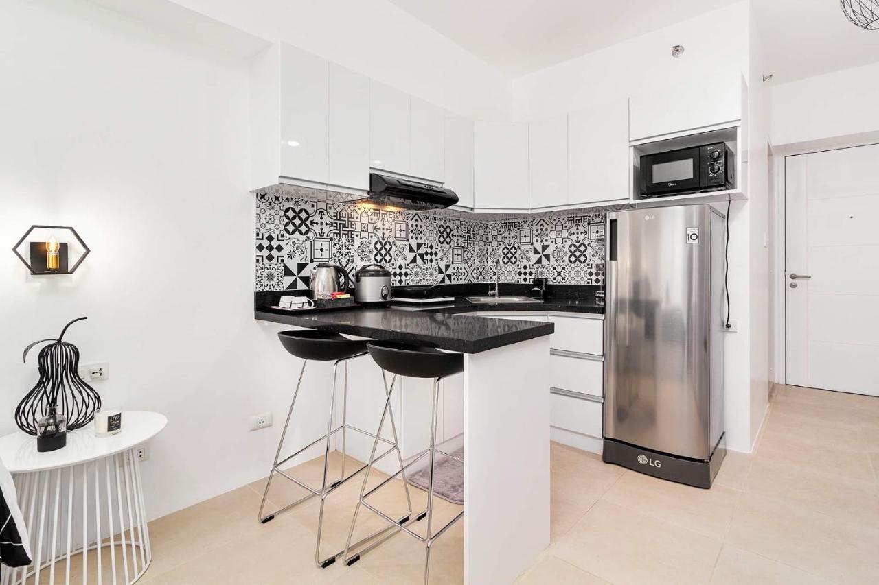 Desna By J&J Homes At Avida Towers Riala T3 Cebu Buitenkant foto